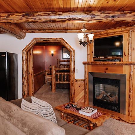 Sojourner'S Lodge & Log Cabin Suites Dundee ภายนอก รูปภาพ
