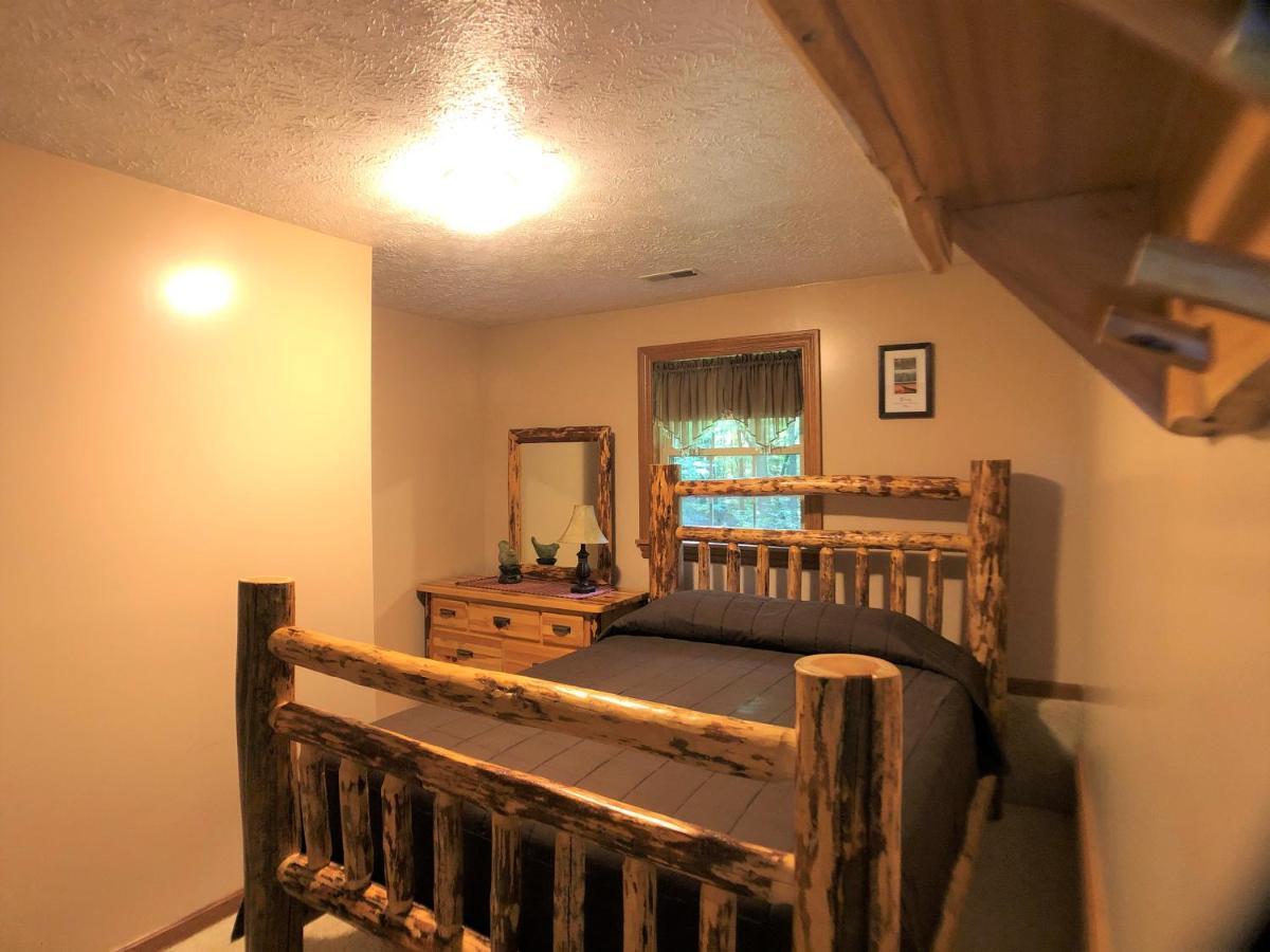 Sojourner'S Lodge & Log Cabin Suites Dundee ภายนอก รูปภาพ