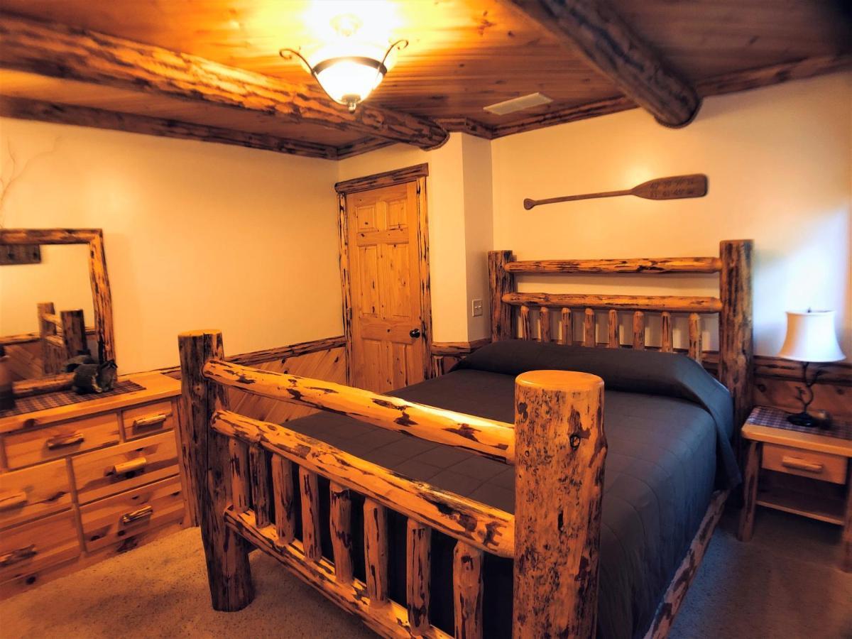 Sojourner'S Lodge & Log Cabin Suites Dundee ภายนอก รูปภาพ