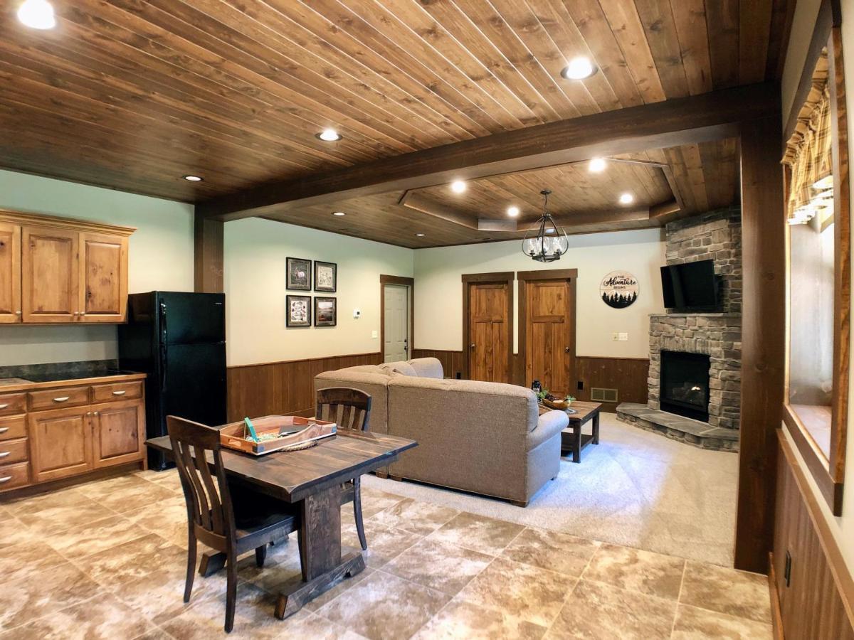 Sojourner'S Lodge & Log Cabin Suites Dundee ภายนอก รูปภาพ